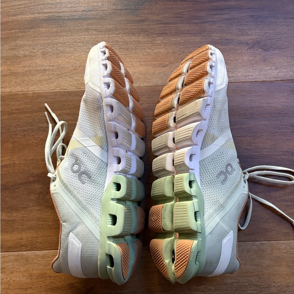 On Running Running Cloud Women’s Cloudtec Helion … - image 3